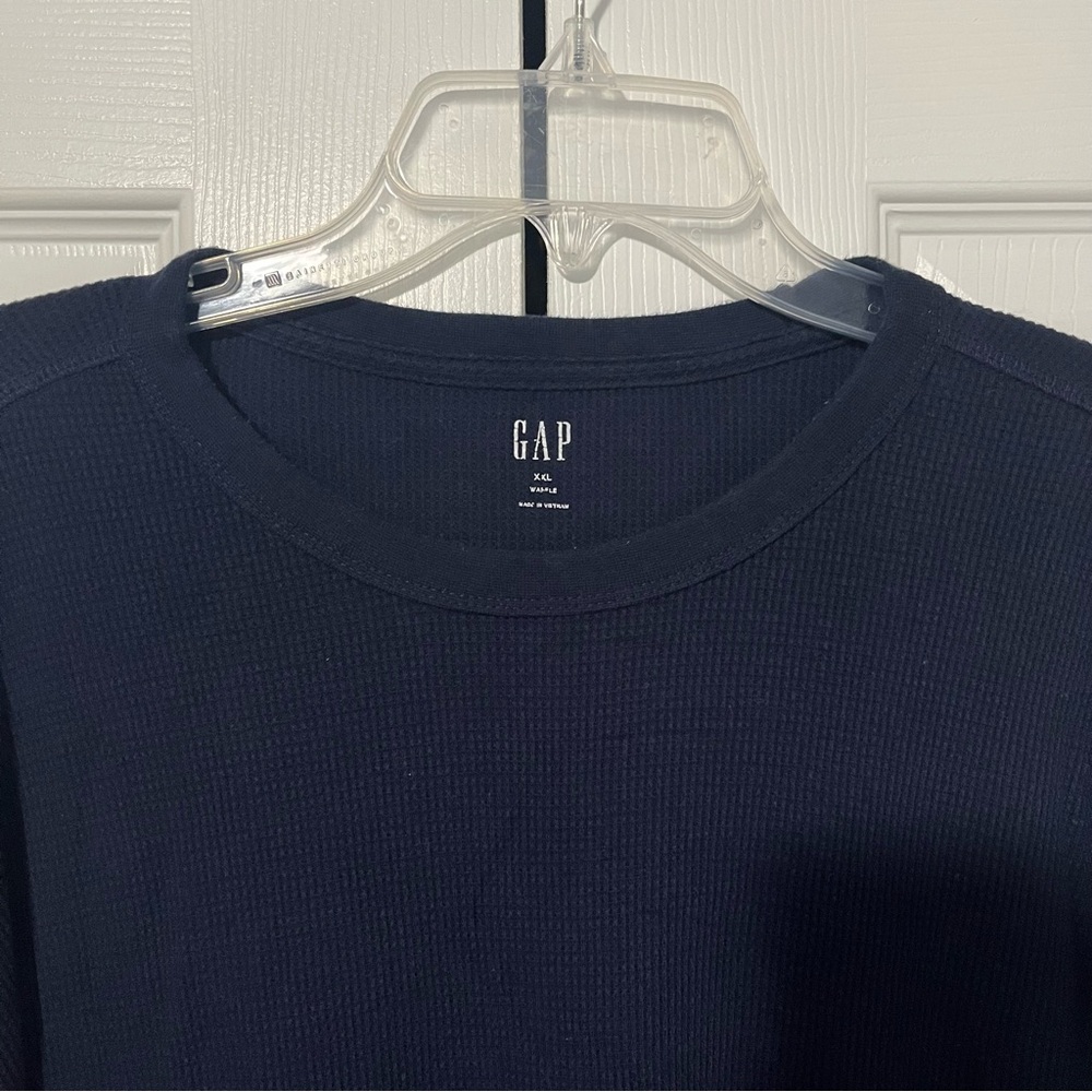 GAP size XXL men’s dark blue waffle knit top - Picture 2 of 7